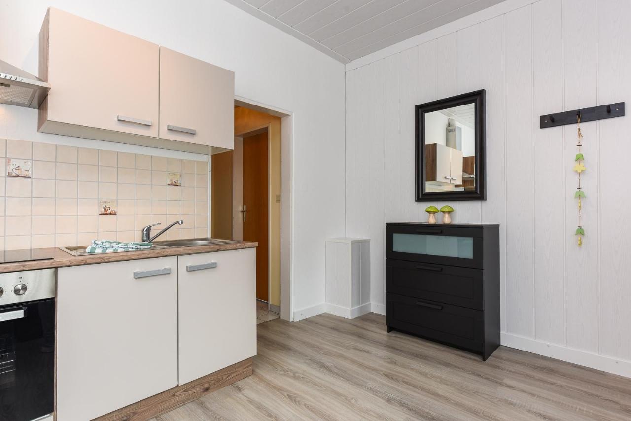 Ferienwohnungen Im Haus Waterkant Нойгарлінгерзіль Екстер'єр фото