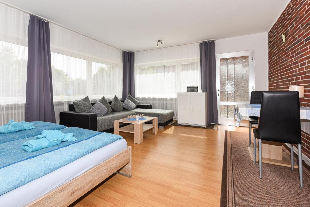 Ferienwohnungen Im Haus Waterkant Нойгарлінгерзіль Екстер'єр фото
