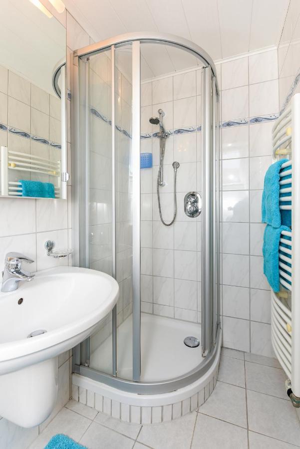 Ferienwohnungen Im Haus Waterkant Нойгарлінгерзіль Екстер'єр фото